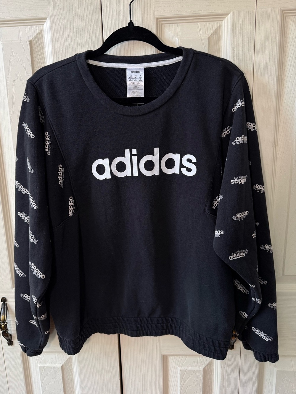 Adidas Black Crewneck Sweatshirt All Over Logo Sleeve Print Mens Size Medium